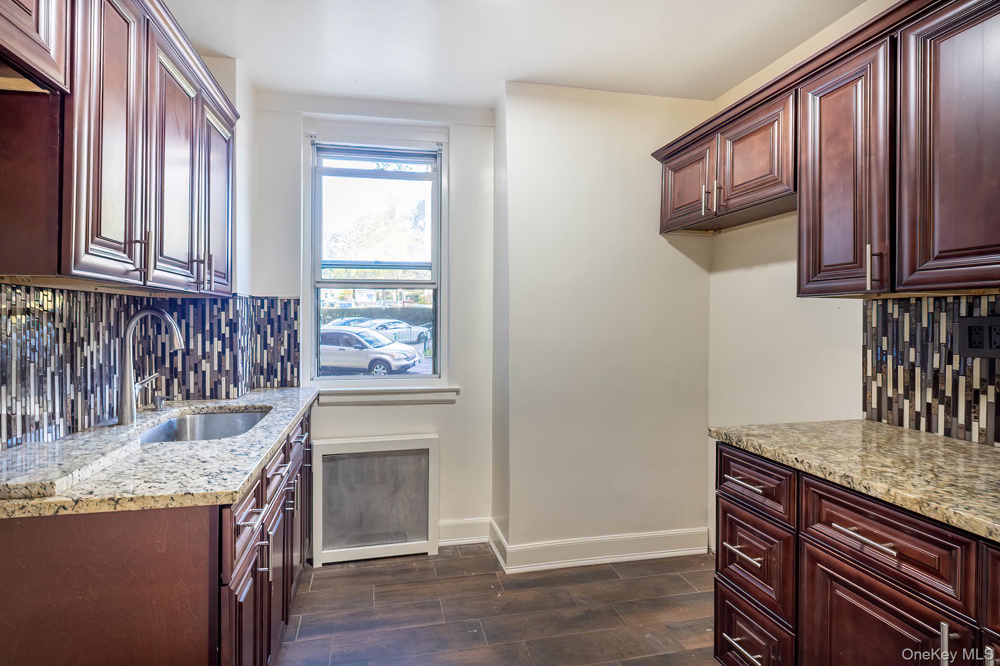 #8 photo, 25 Knolls Crescent, ブロンクス区 Bronx , NY 10463