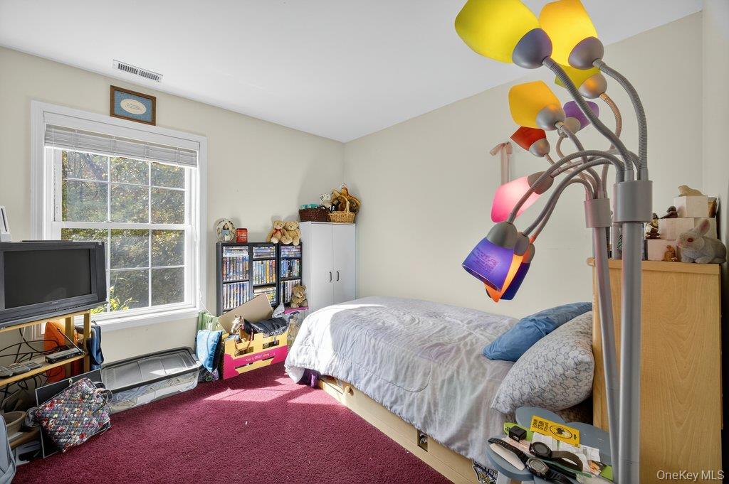 #18 photo, 5 Northview Lane, Hopewell Junction , NY 12533