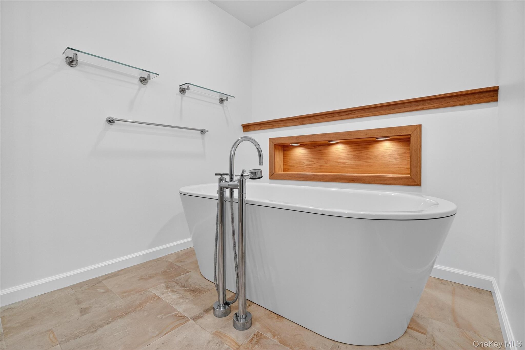 #17 photo, 57 Boulder Ridge Road, Scarsdale , NY 10583