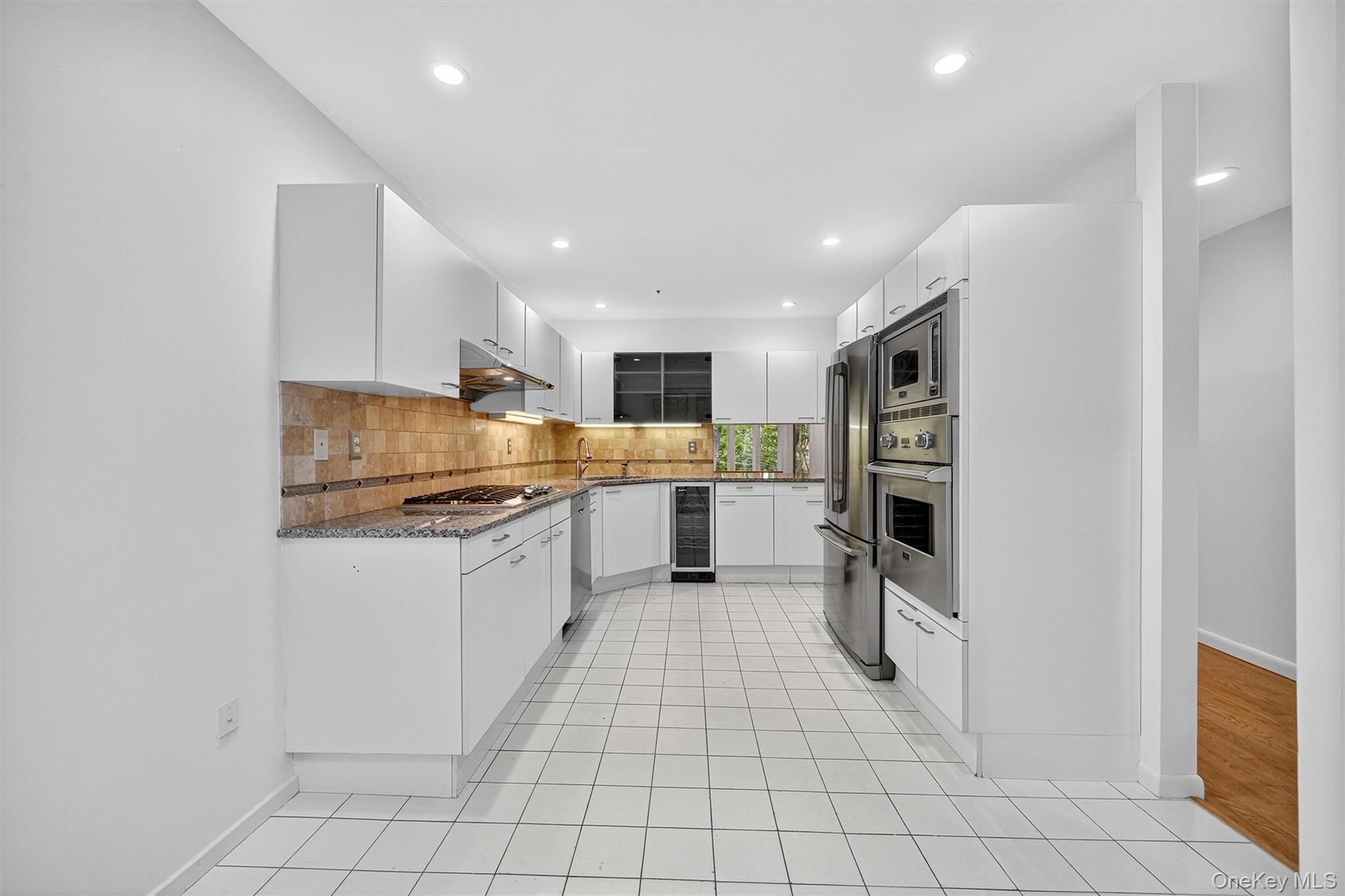 #4 photo, 57 Boulder Ridge Road, Scarsdale , NY 10583