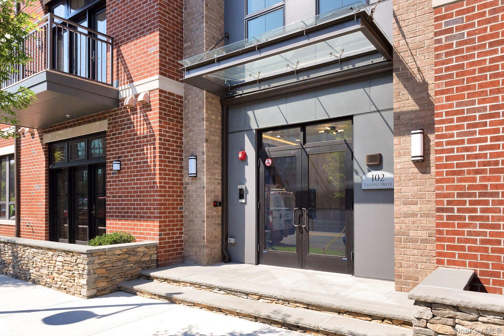 #2 photo, 102 Legend Drive, Sleepy Hollow , NY 10591