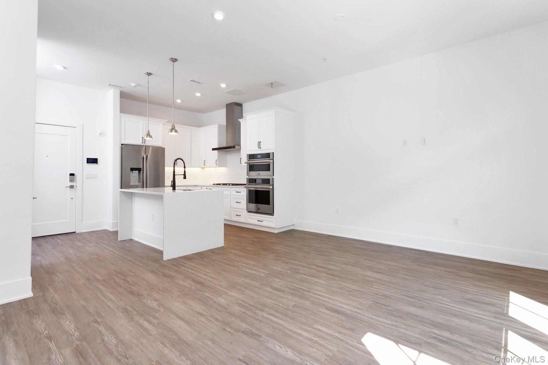 #8 photo, 102 Legend Drive, Sleepy Hollow , NY 10591