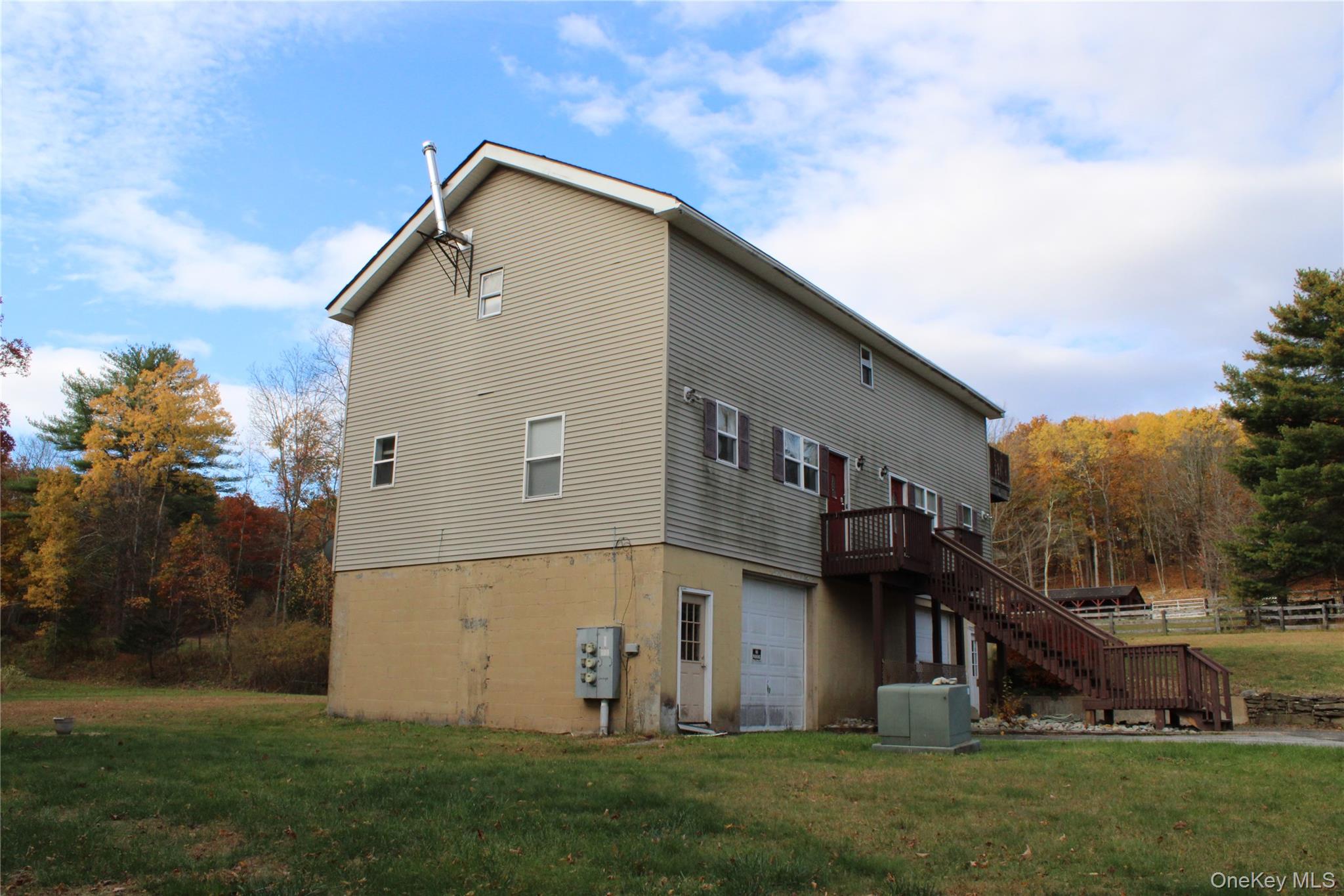 #17 photo, 400 Round Lake Road, Rhinebeck , NY 12572