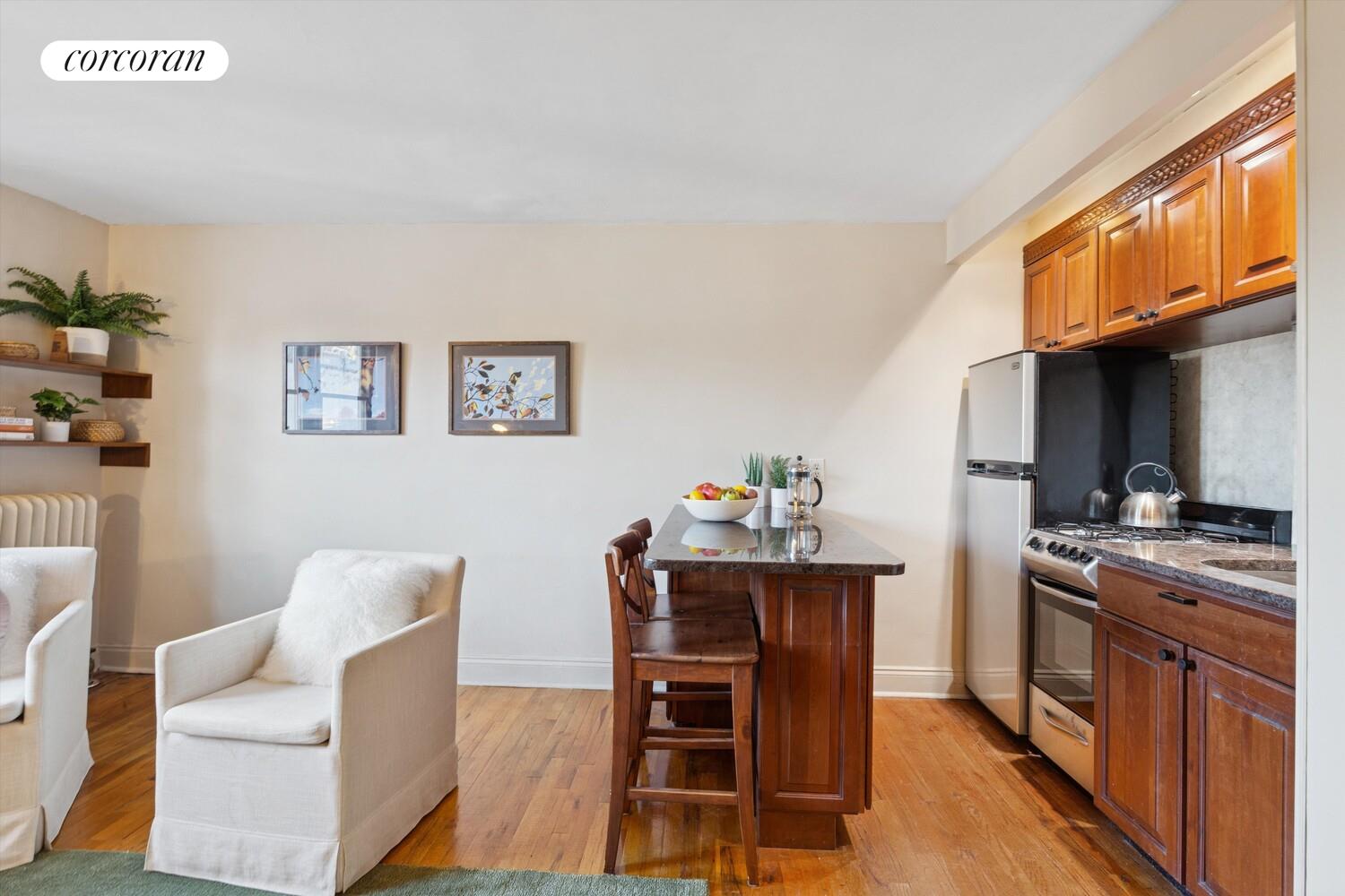 #4 photo, 458 W 20TH Street, マンハッタン Chelsea , NY 10011