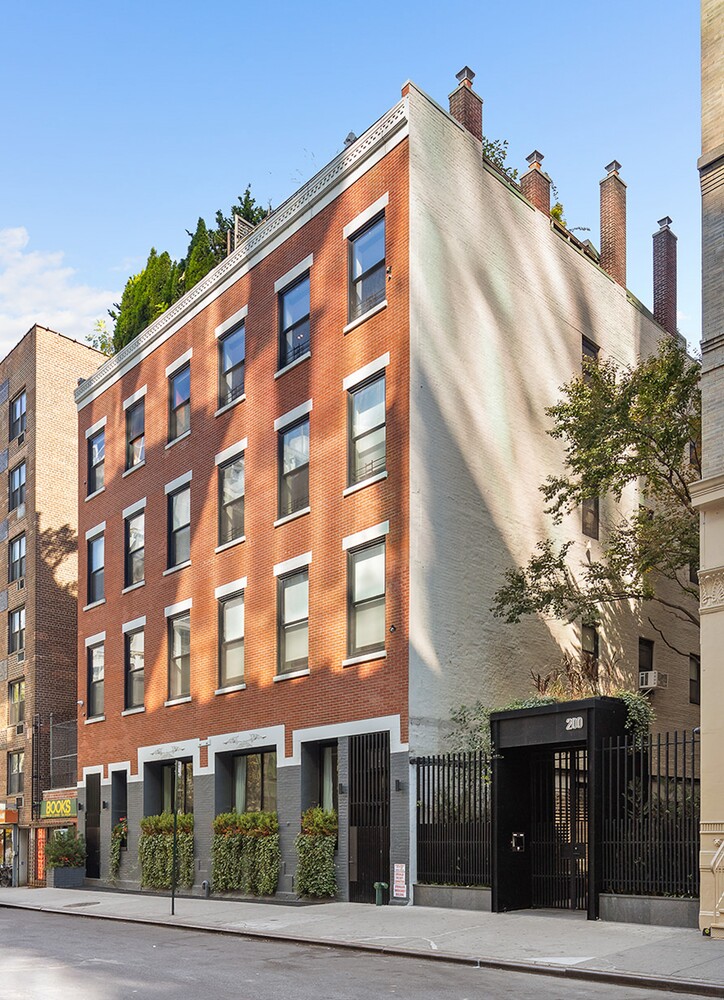 #21 photo, 200 MERCER Street, Greenwich Village , NY 10012