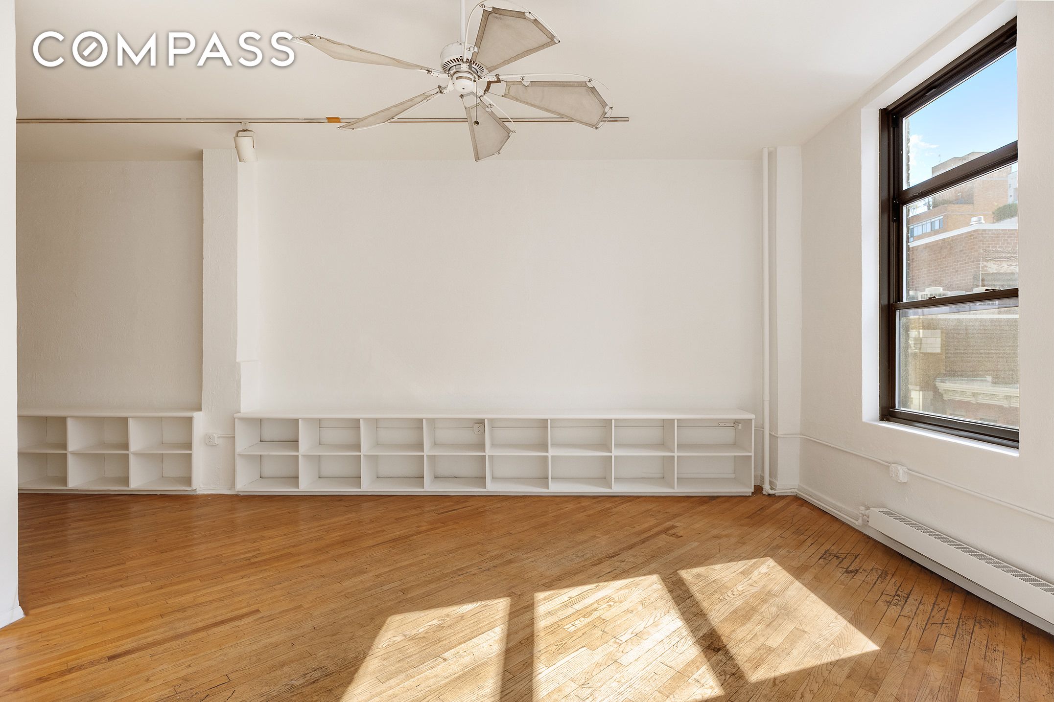 #10 photo, 161 W 15th Street, Chelsea , NY 10011