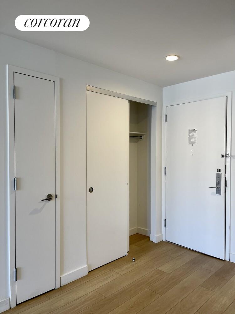 #13 photo, New York City, マンハッタン Hells Kitchen , NY 10036