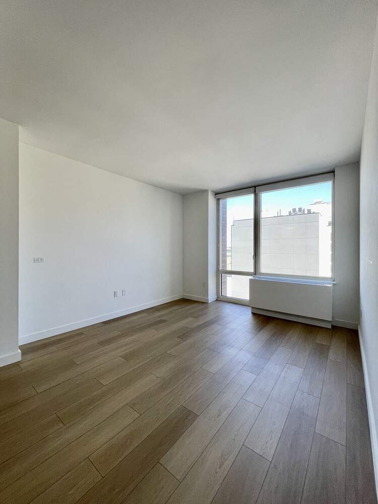 #4 photo, New York City, マンハッタン Hells Kitchen , NY 10036