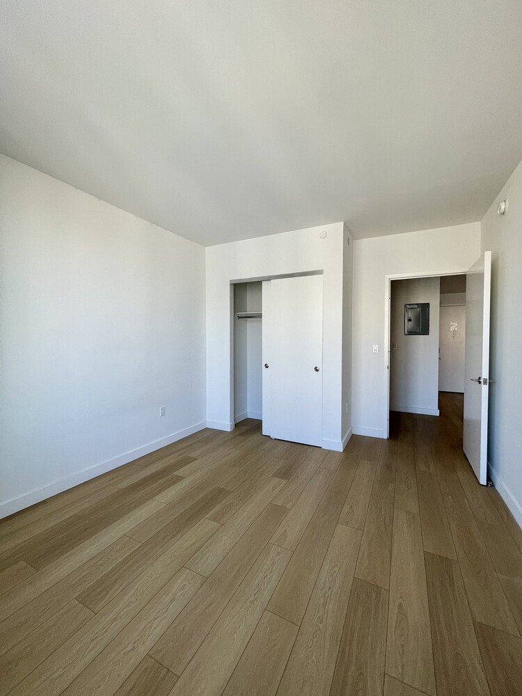 #8 photo, New York City, マンハッタン Hells Kitchen , NY 10036