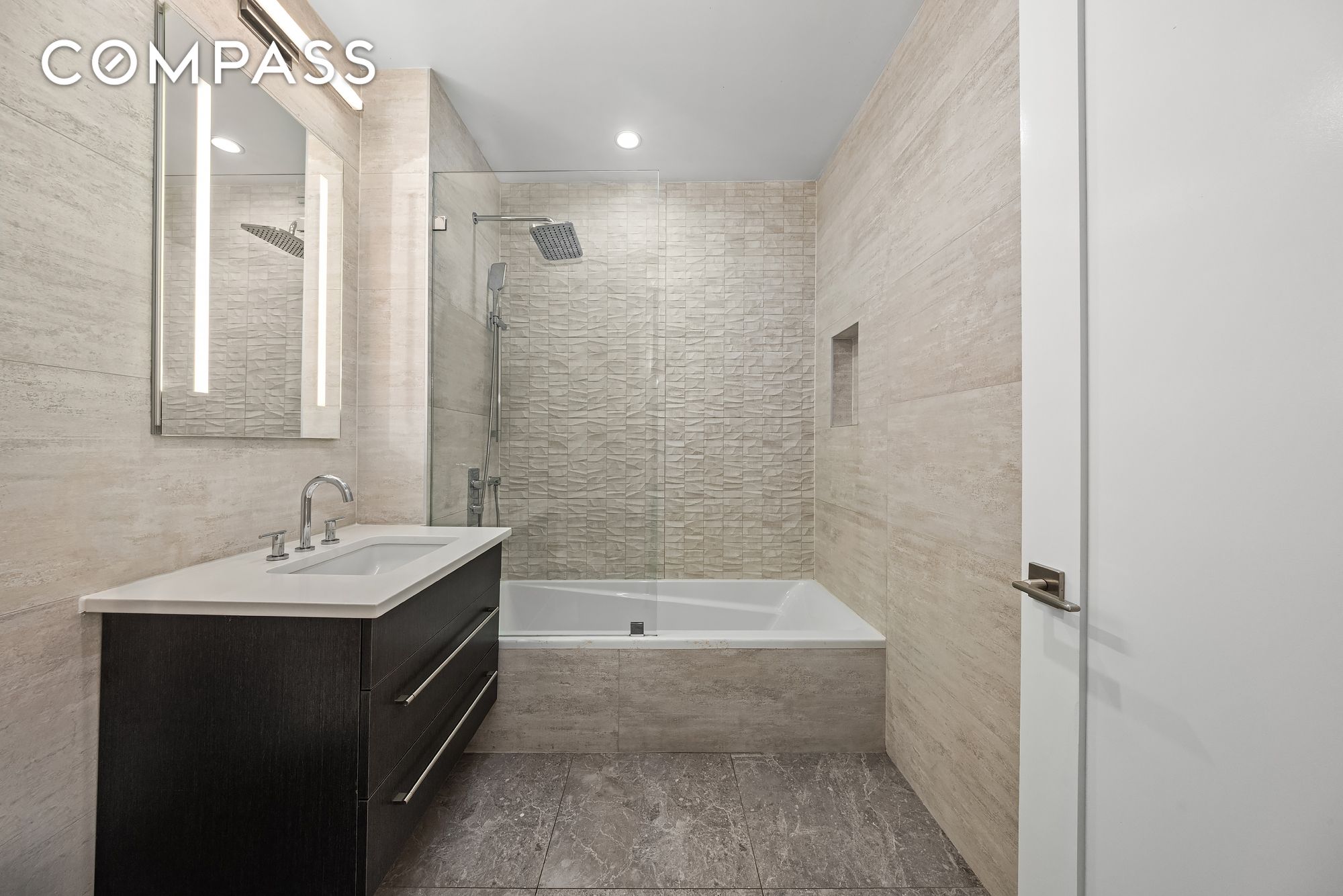 #8 photo, 45 Garnet Street, ブルックリン区 Carroll Gardens , NY 11231