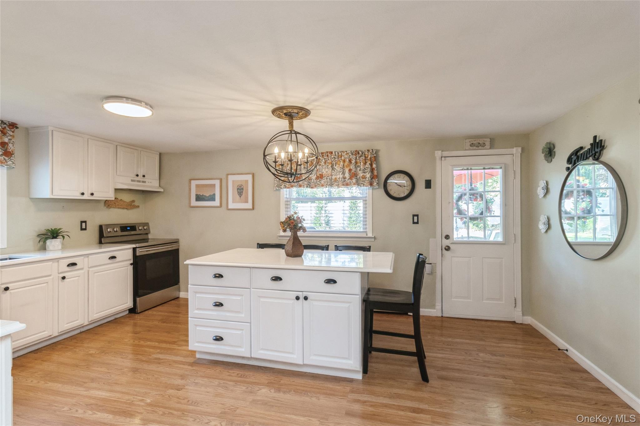 #14 photo, 30 Fairlane Drive, Selden , NY 11784