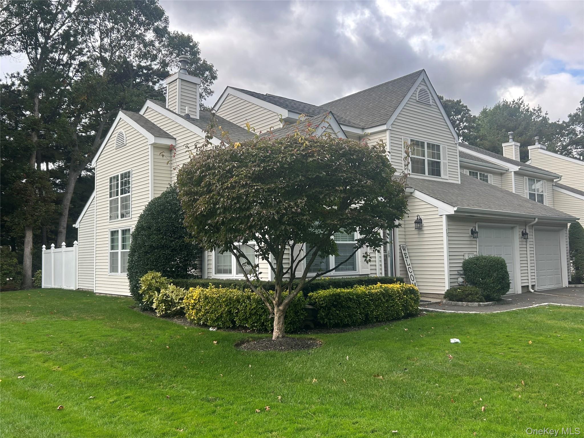 #1 photo, 77 Mystic Circle, Bay Shore , NY 11706