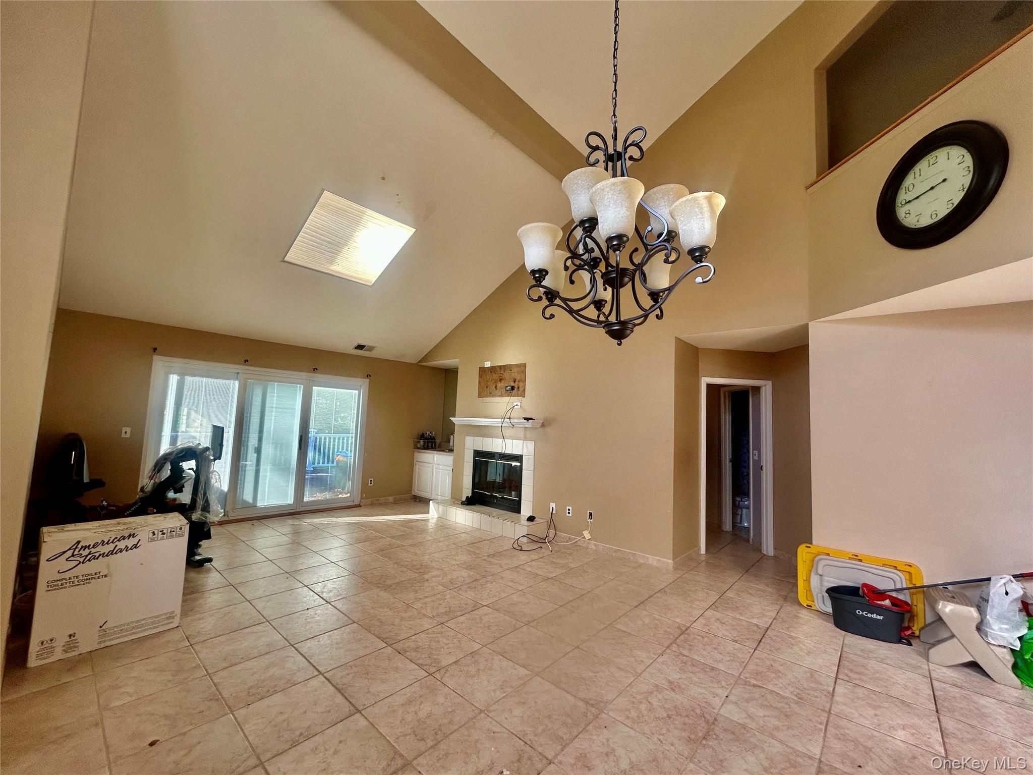 #13 photo, 77 Mystic Circle, Bay Shore , NY 11706