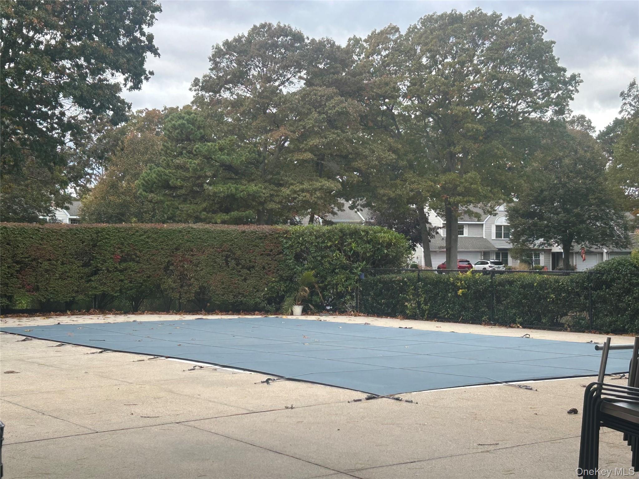 #5 photo, 77 Mystic Circle, Bay Shore , NY 11706