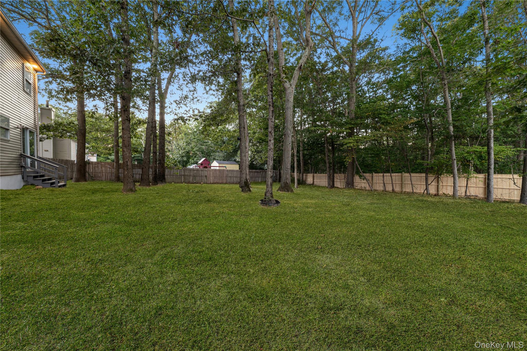 #19 photo, 25 Nord Park Boulevard, サフォーク郡 Middle Island , NY 11953