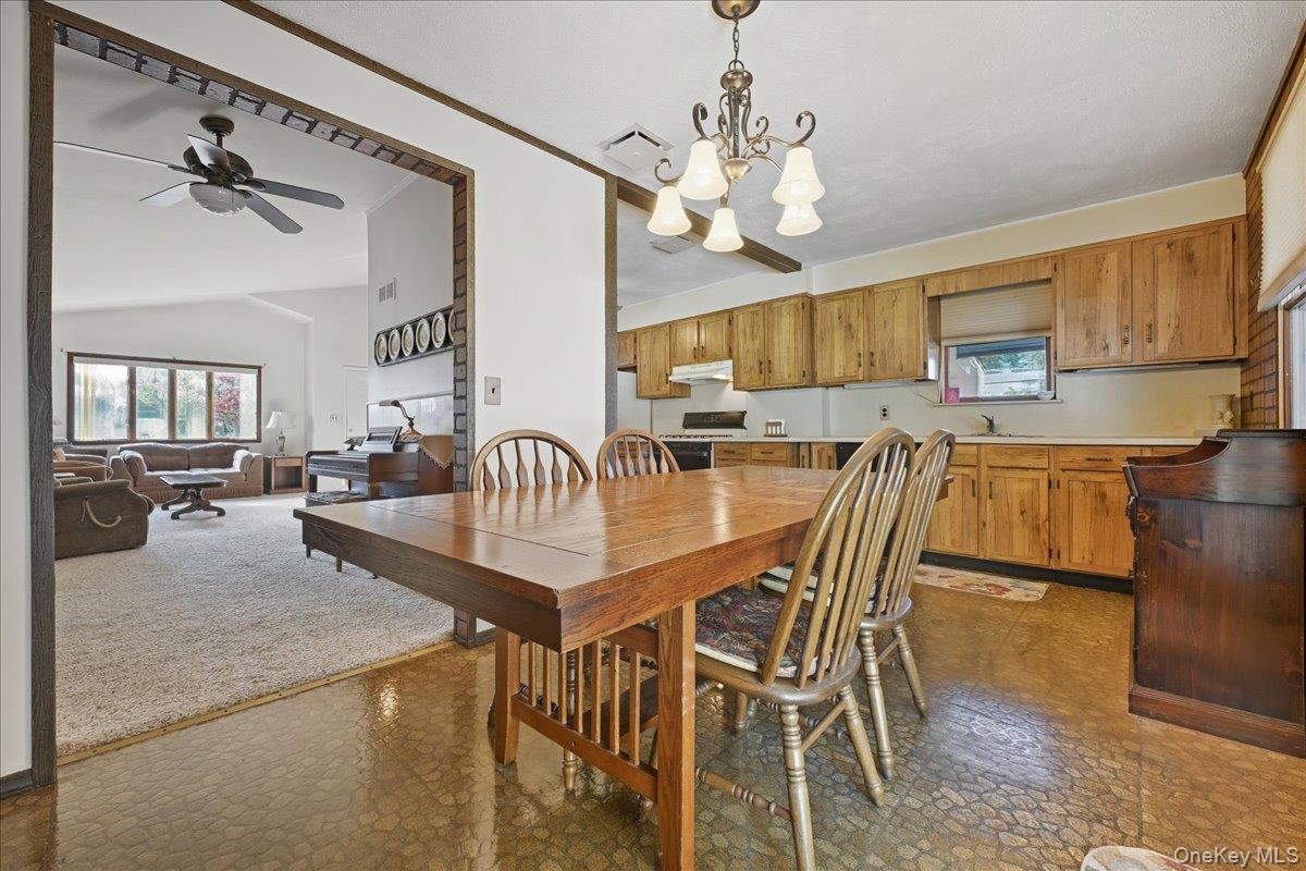 #12 photo, 413 Grand Boulevard, サフォーク郡 Deer Park , NY 11729