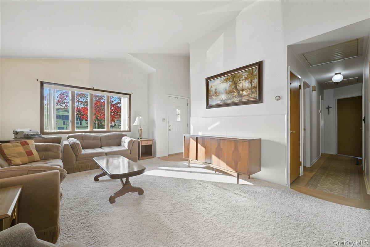 #6 photo, 413 Grand Boulevard, サフォーク郡 Deer Park , NY 11729