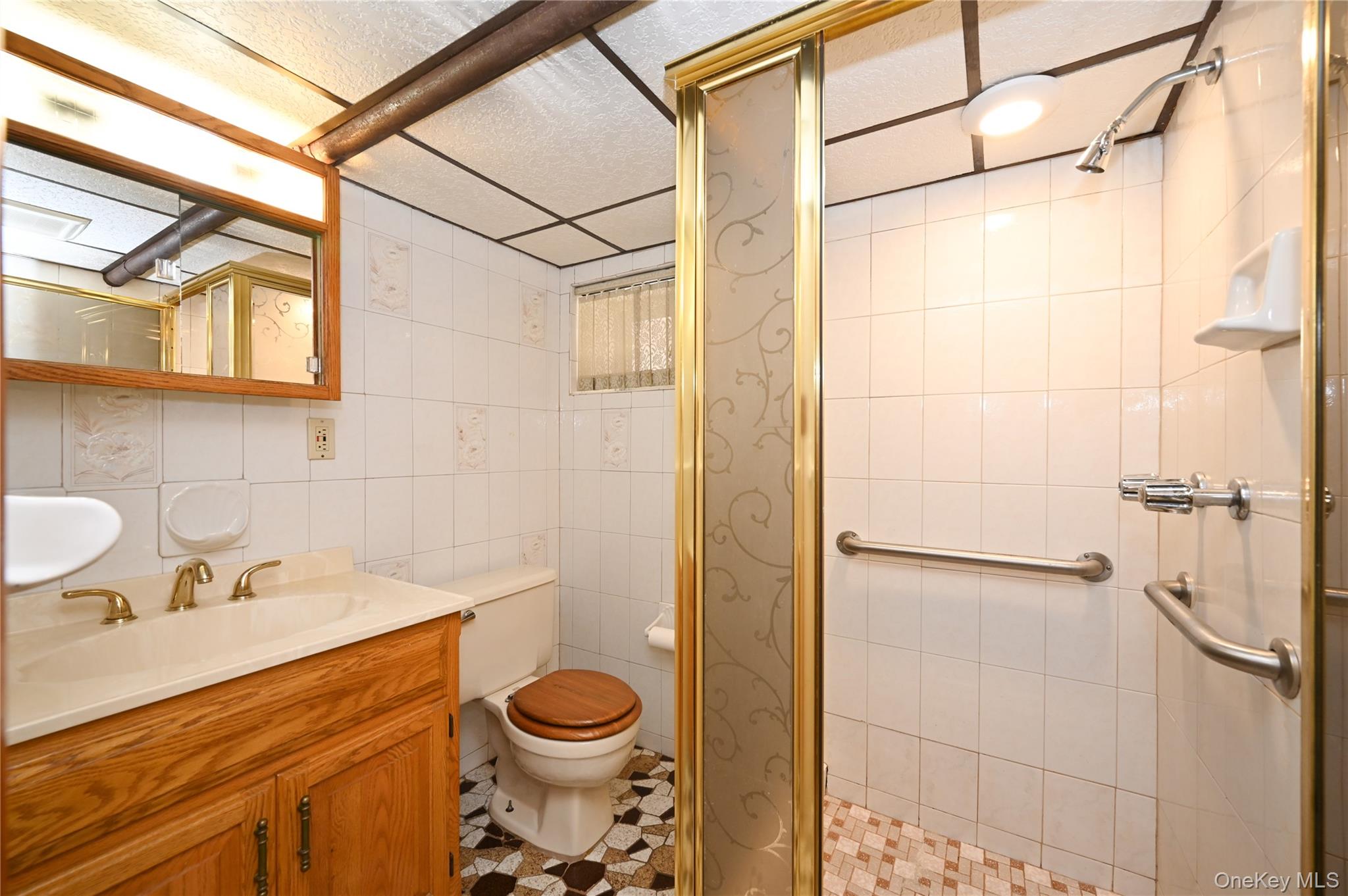 #13 photo, 79-23 69 Avenue, クイーンズ区 Middle Village , NY 11379