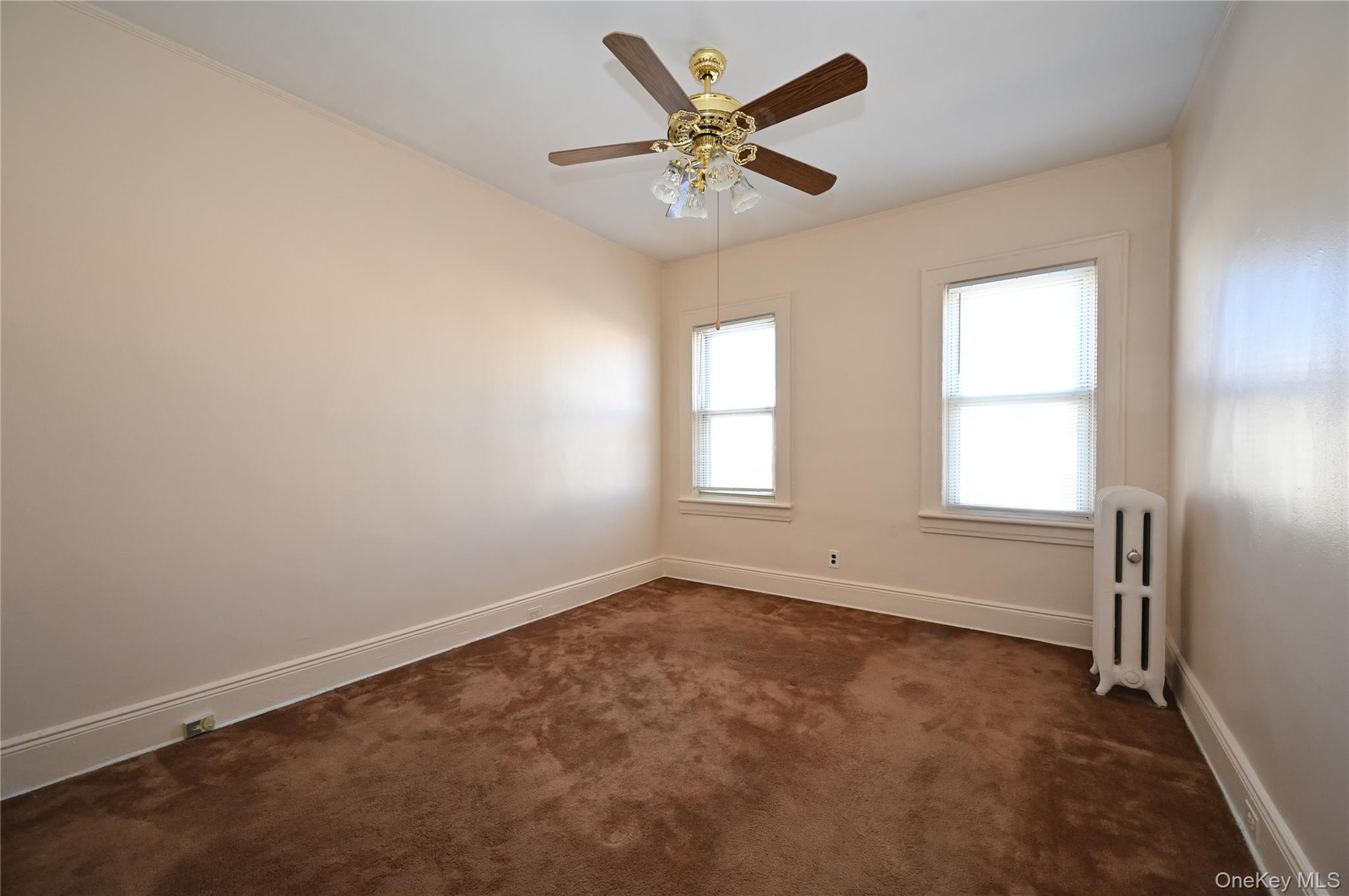 #20 photo, 79-23 69 Avenue, クイーンズ区 Middle Village , NY 11379