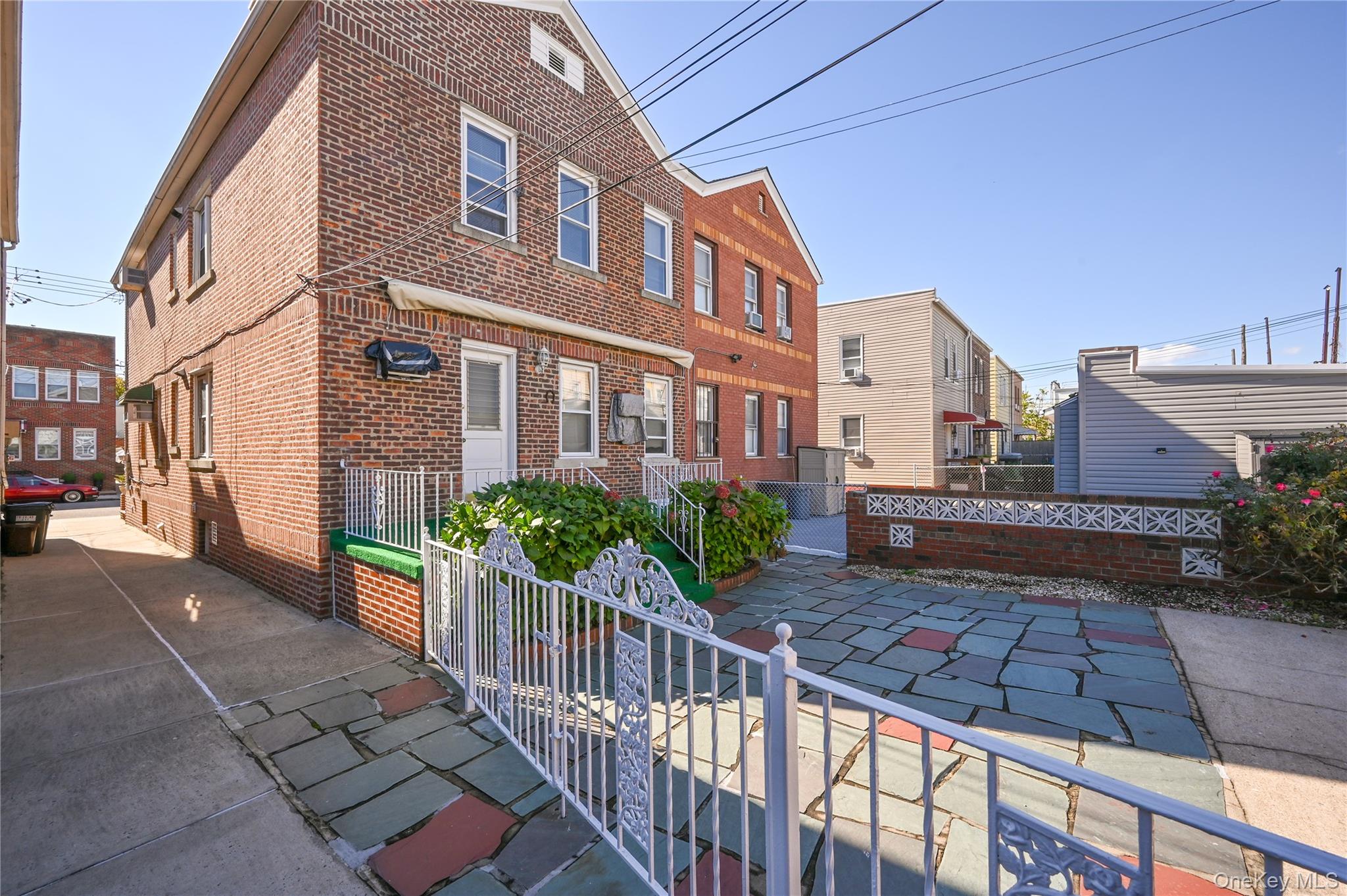 #3 photo, 79-23 69 Avenue, クイーンズ区 Middle Village , NY 11379