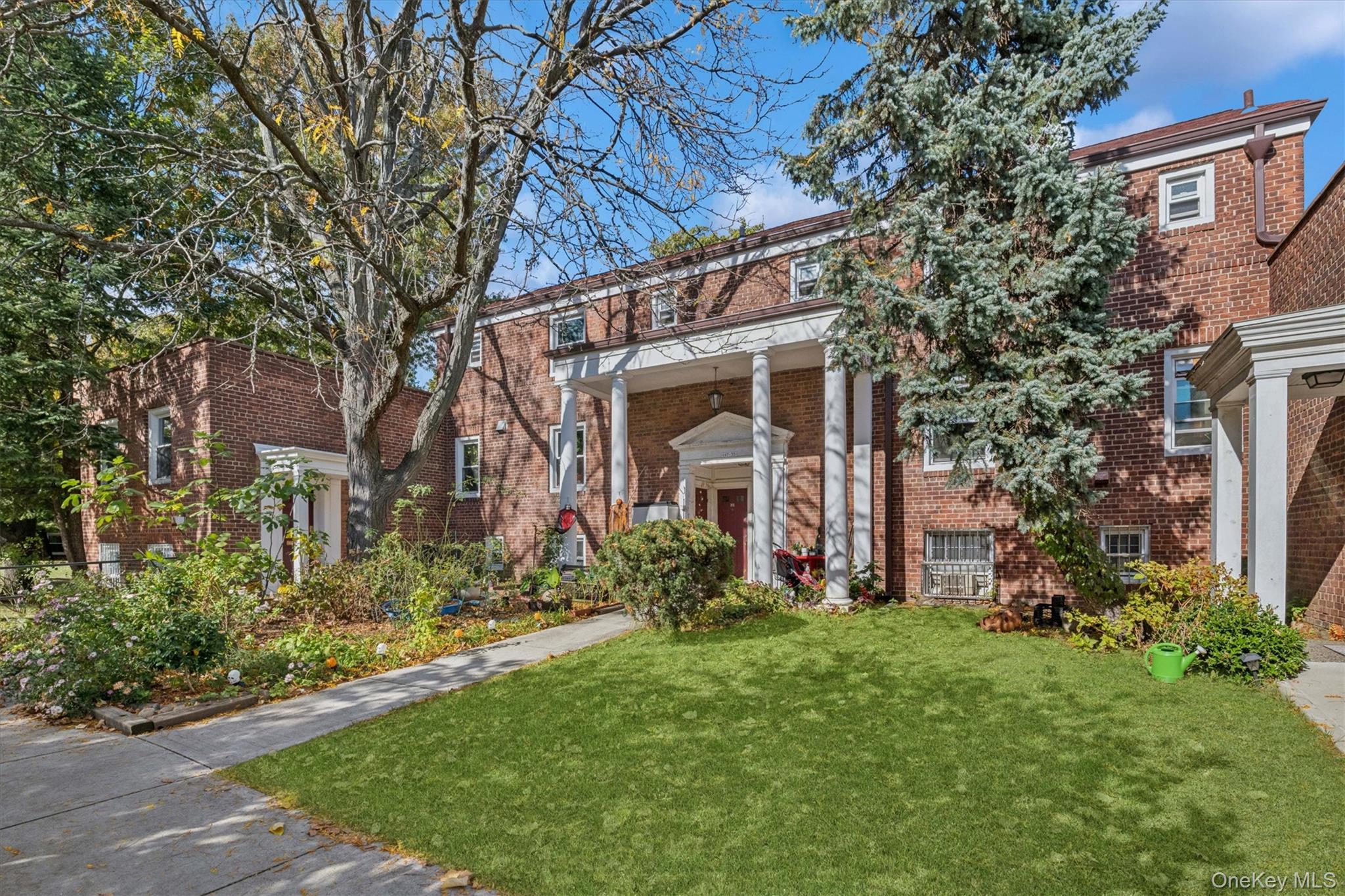 #18 photo, 147-35 Village Road, クイーンズ区 Briarwood , NY 11435