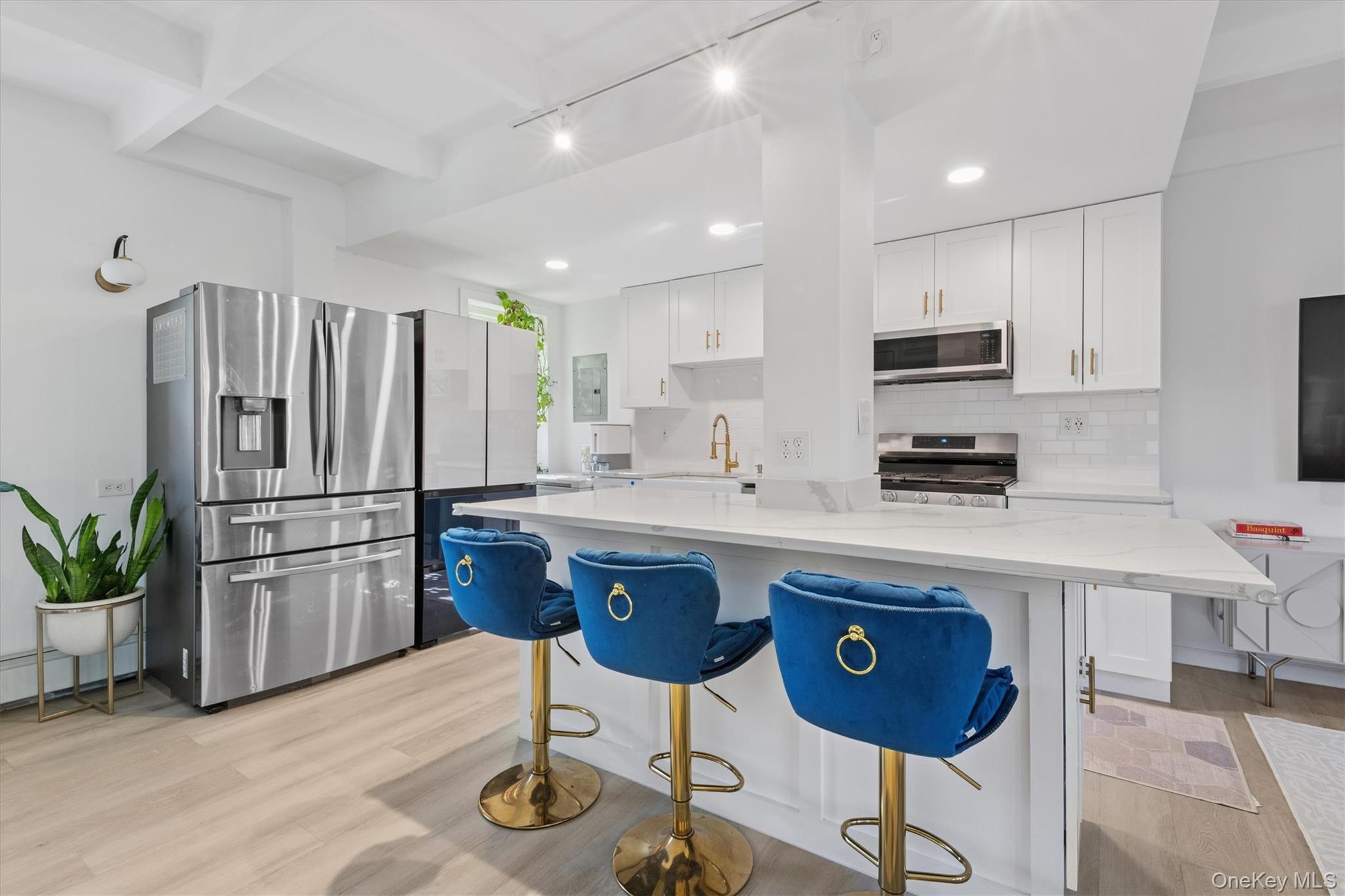 #3 photo, 147-35 Village Road, クイーンズ区 Briarwood , NY 11435