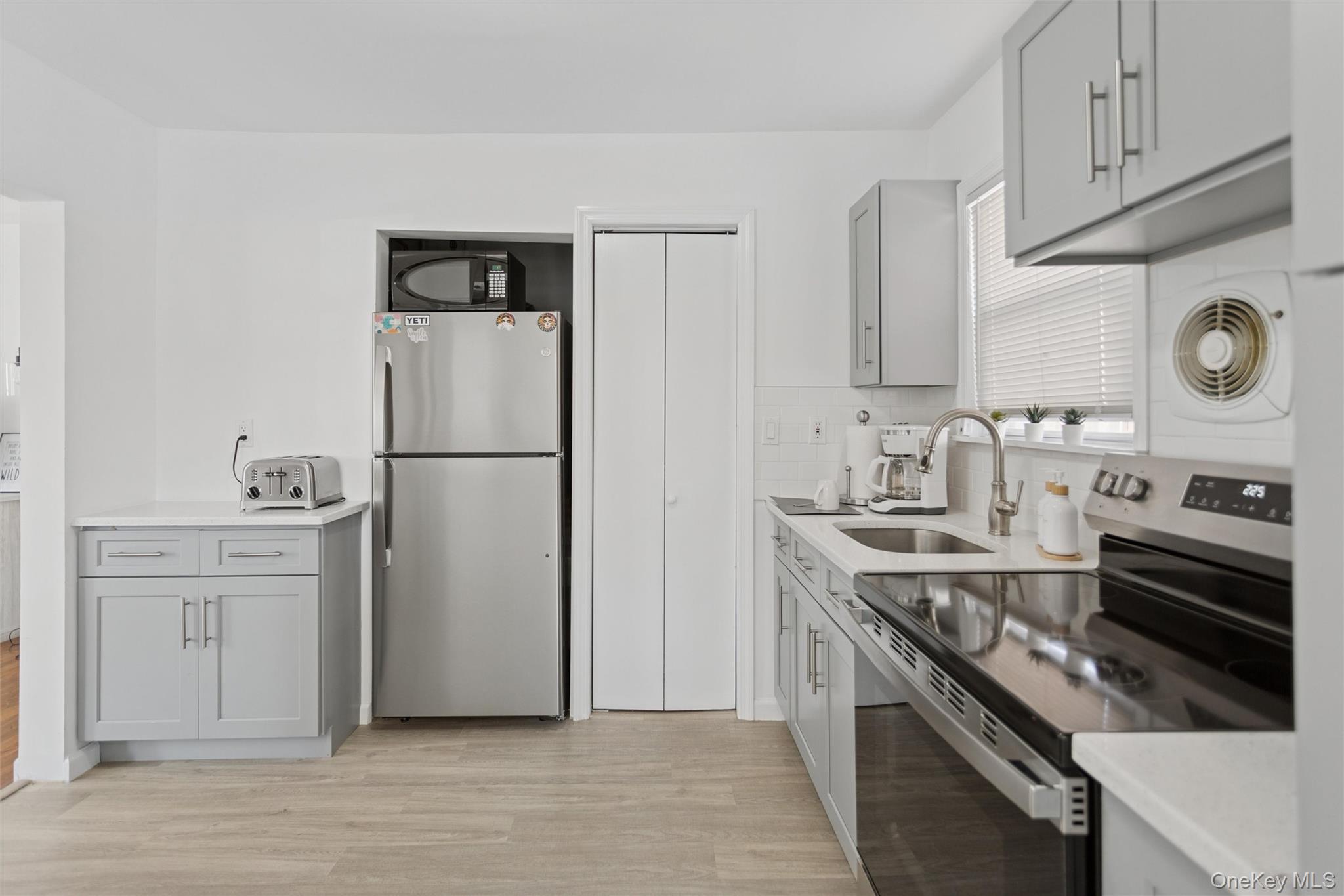 #10 photo, 213 E Market Street, Long Beach , NY 11561