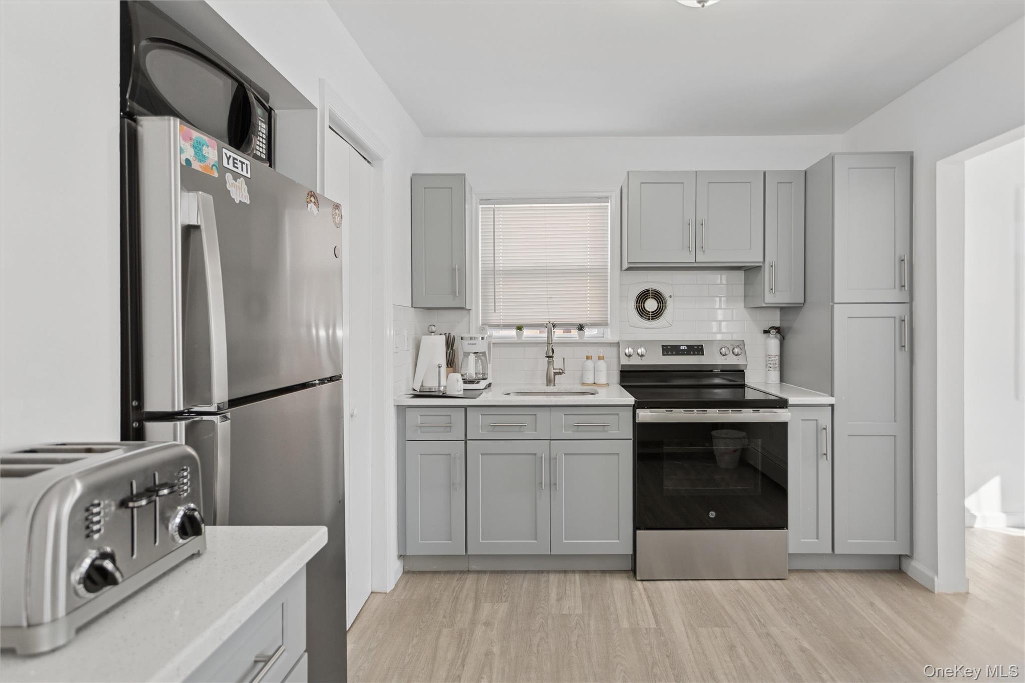 #11 photo, 213 E Market Street, Long Beach , NY 11561