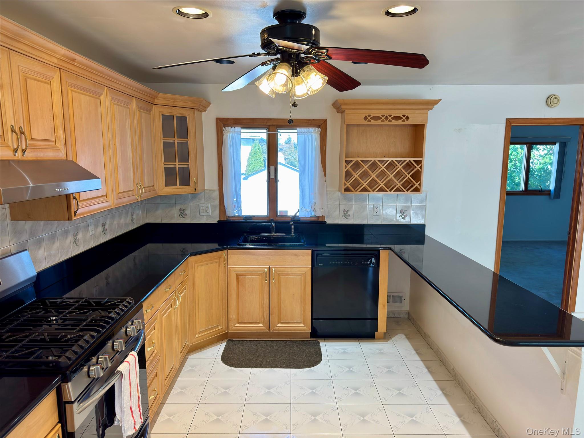 #10 photo, 316 Violet Street, Massapequa Park , NY 11762