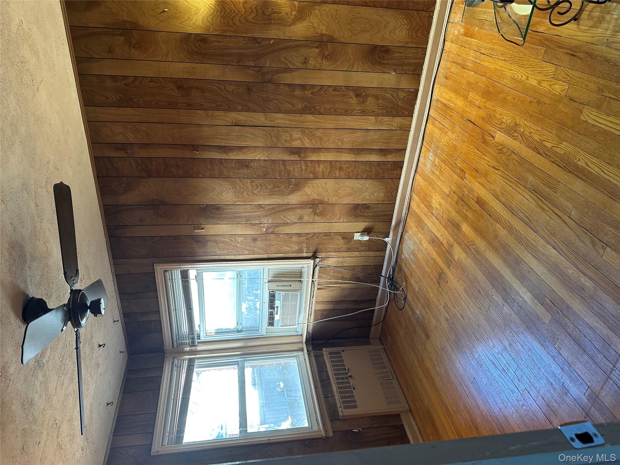 #13 photo, 8125 258th Street, Floral Park , NY 11004