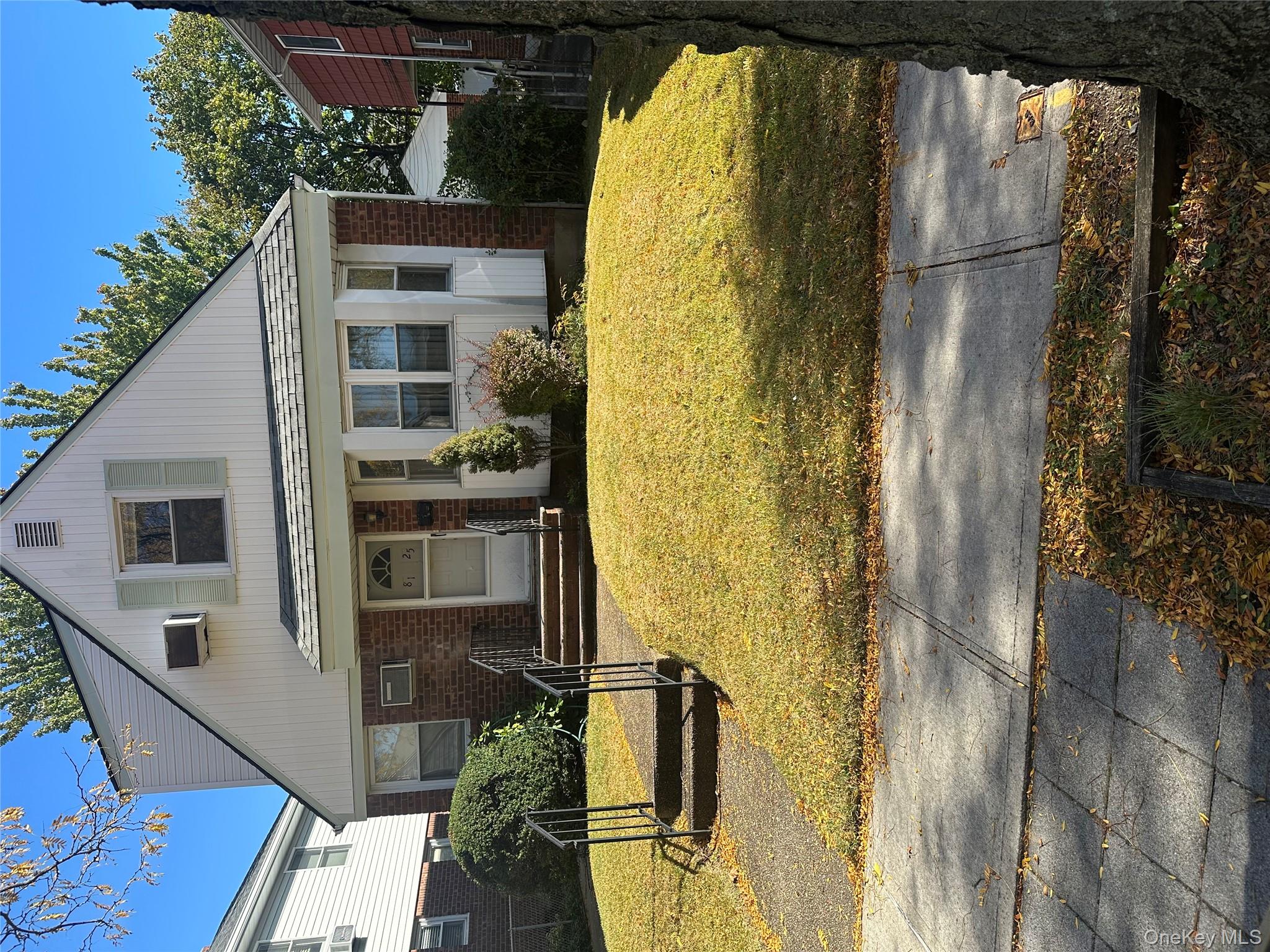 #2 photo, 8125 258th Street, Floral Park , NY 11004