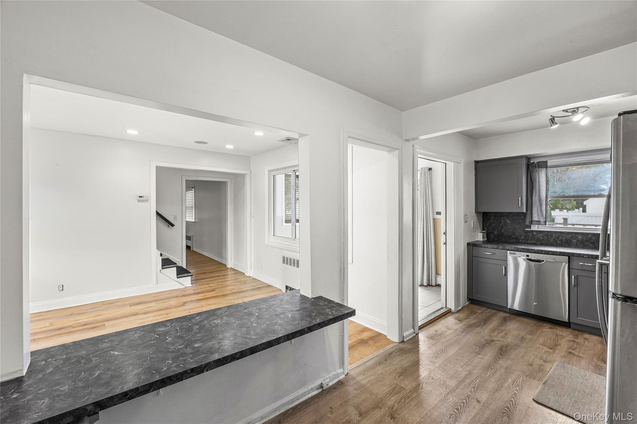 #7 photo, 187 Kennedy Avenue, ナッソー郡 Hempstead , NY 11550