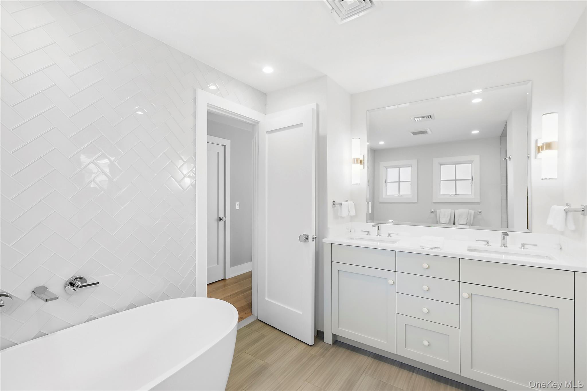 #14 photo, 8 Shore Road, サフォーク郡 Remsenburg , NY 11960