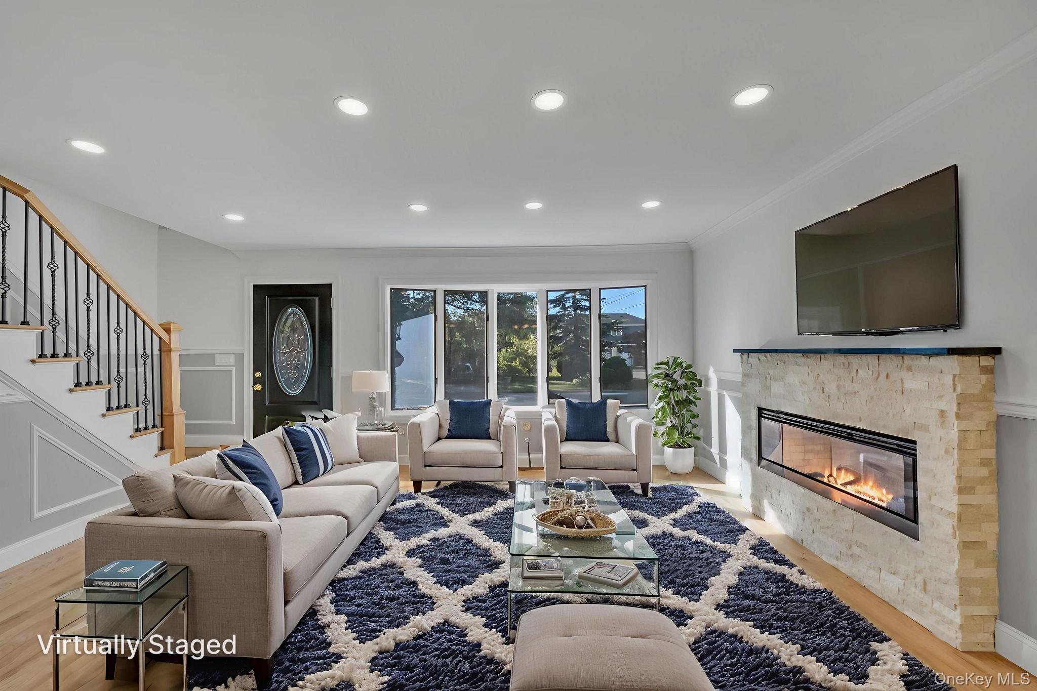 #10 photo, 120 Cherry Drive, ナッソー郡 Plainview , NY 11803