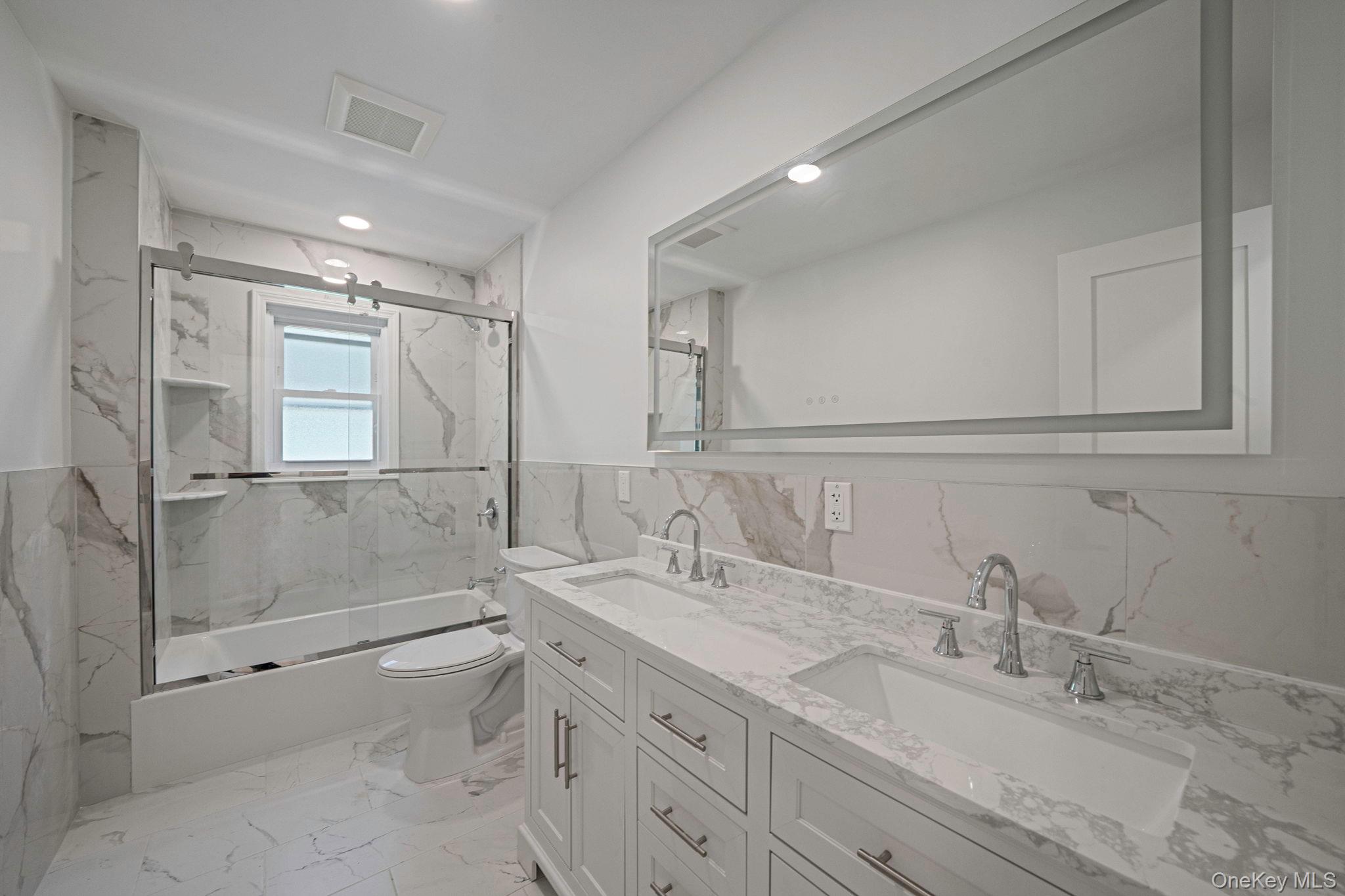 #19 photo, 120 Cherry Drive, ナッソー郡 Plainview , NY 11803