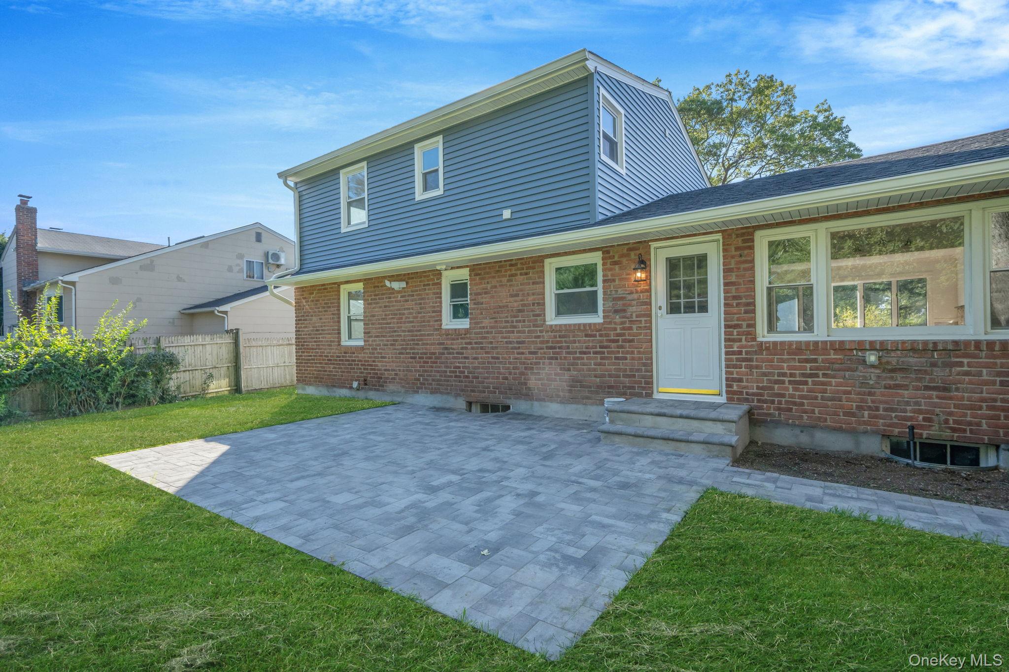 #4 photo, 120 Cherry Drive, ナッソー郡 Plainview , NY 11803