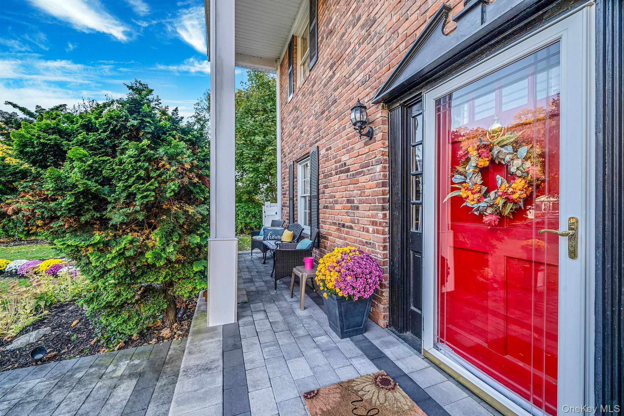 #5 photo, 28 Winfield Davis Drive, サフォーク郡 Coram , NY 11727