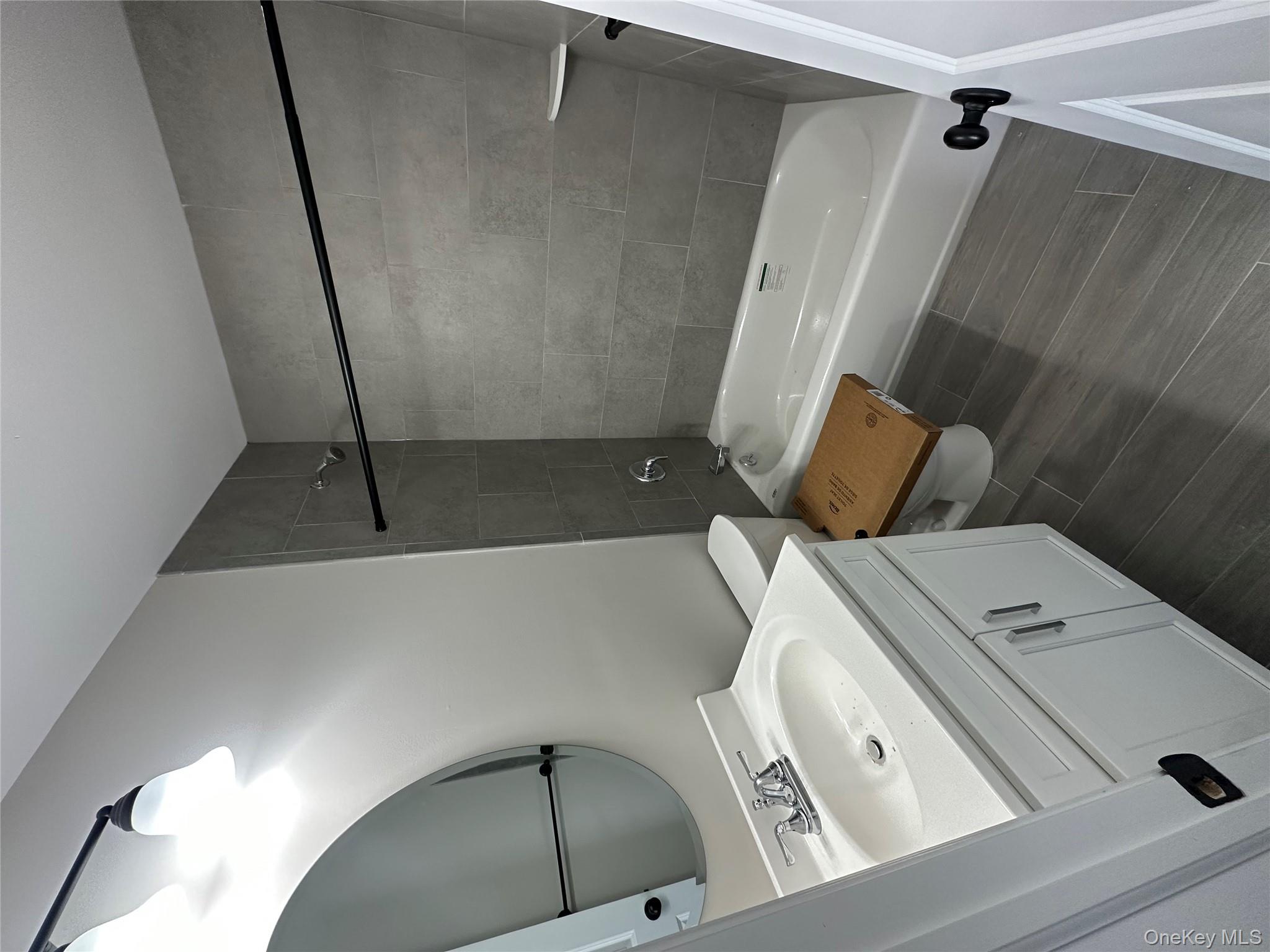 #6 photo, 5 Cooper Avenue, サフォーク郡 Huntington Station , NY 11746