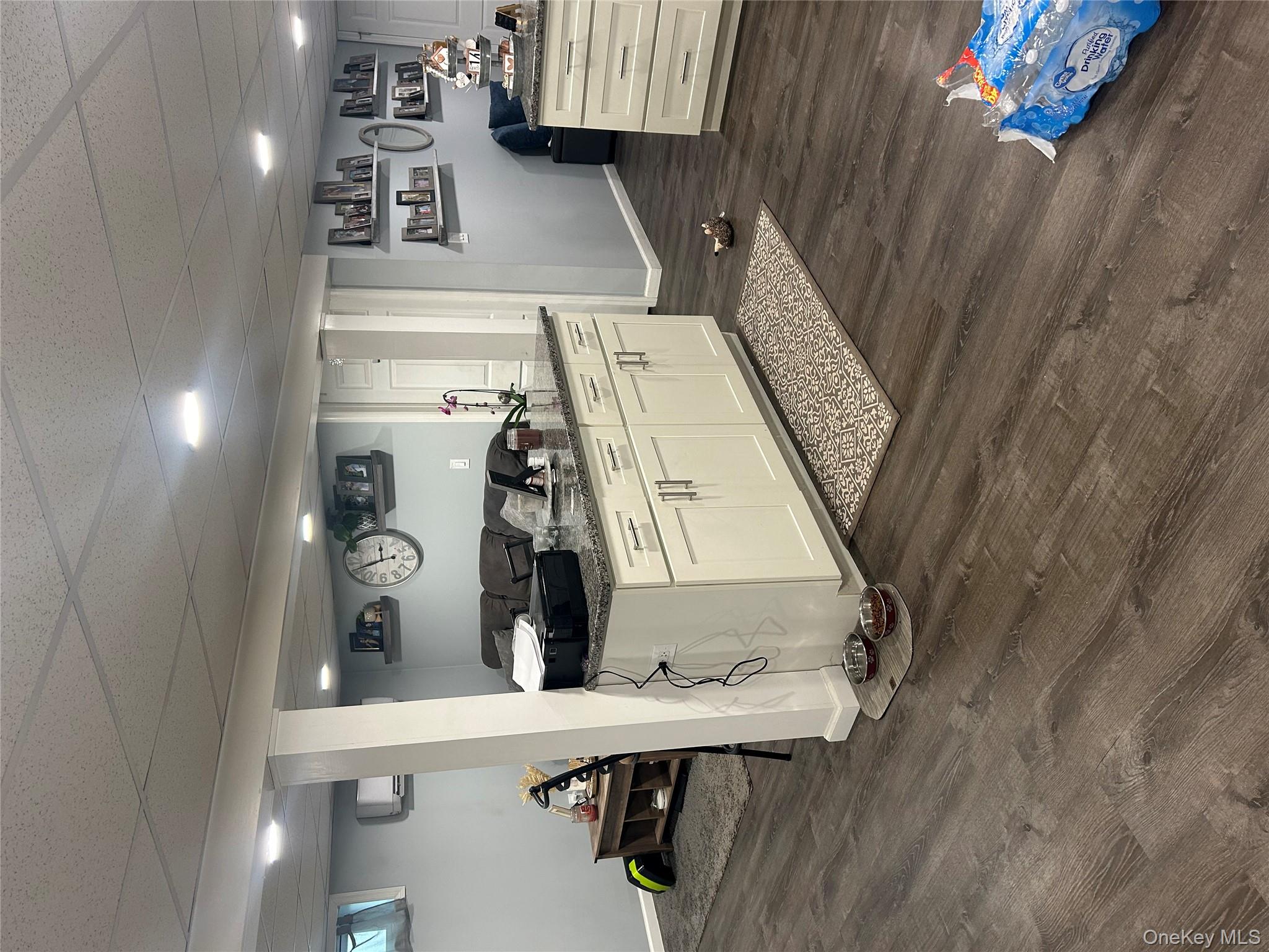 #17 photo, 313 Lexington Avenue, サフォーク郡 West Babylon , NY 11704