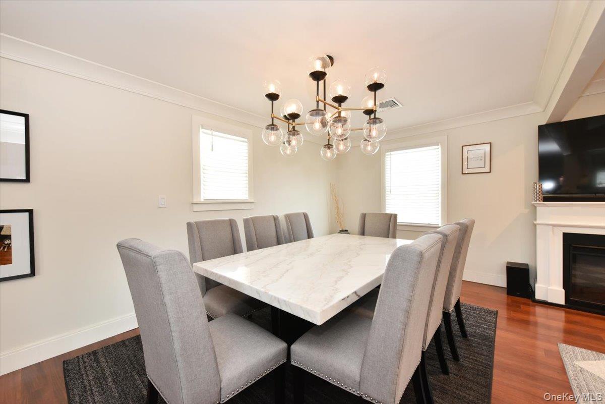 #10 photo, 321 Brendan Avenue, Massapequa , NY 11758