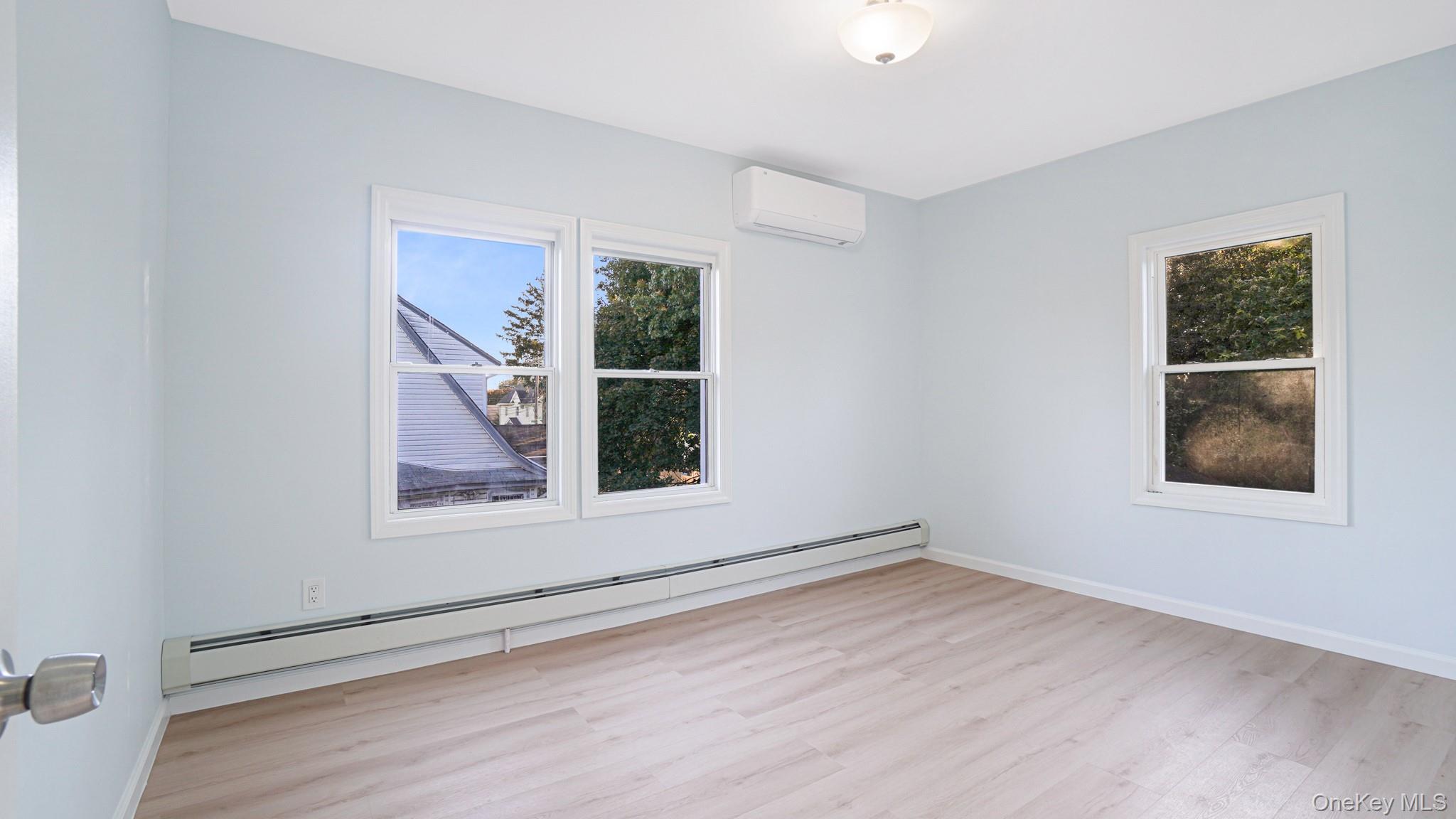 #16 photo, 106-14 217th Street, クイーンズ区 Queens Village , NY 11429