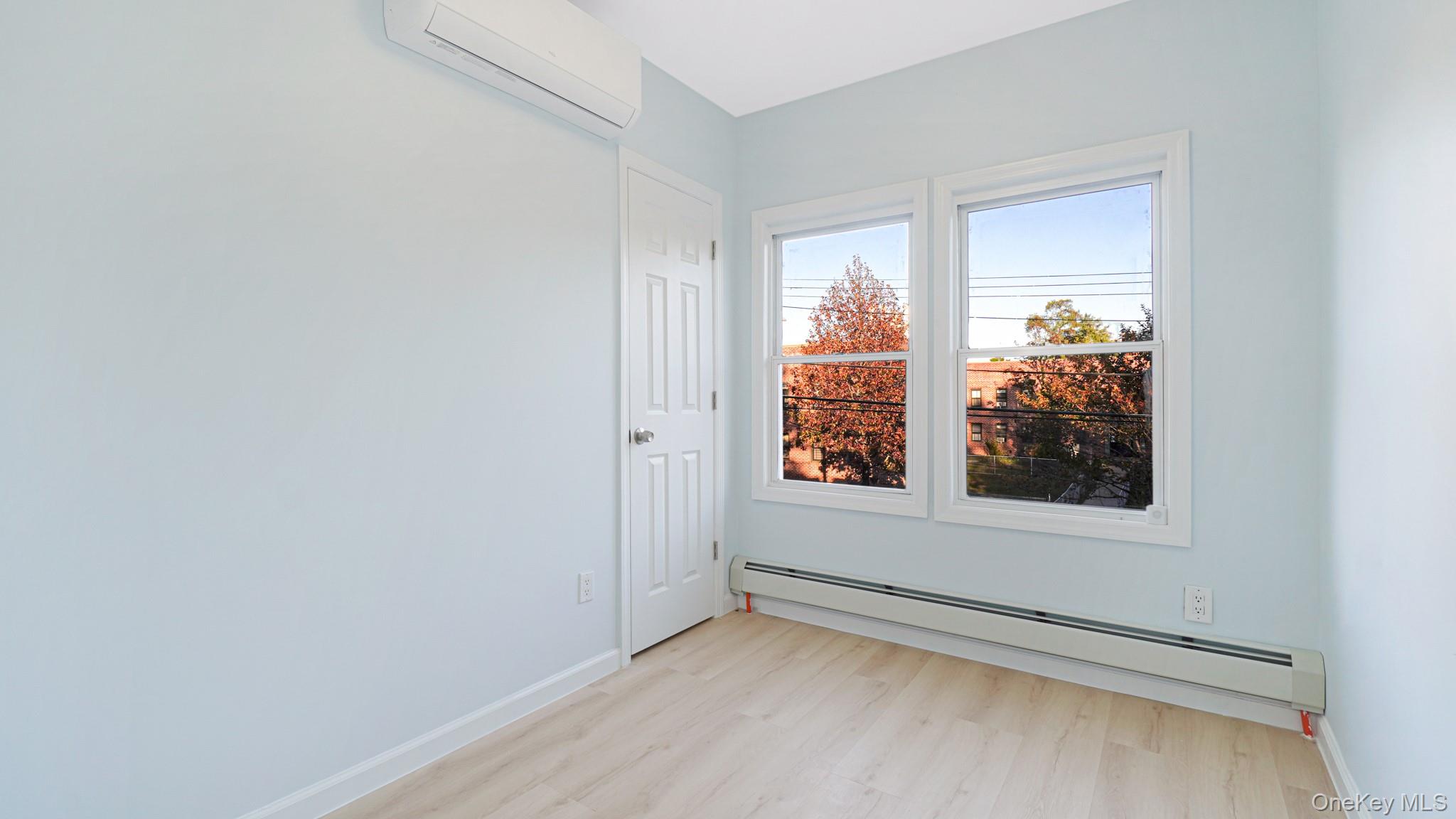 #19 photo, 106-14 217th Street, クイーンズ区 Queens Village , NY 11429