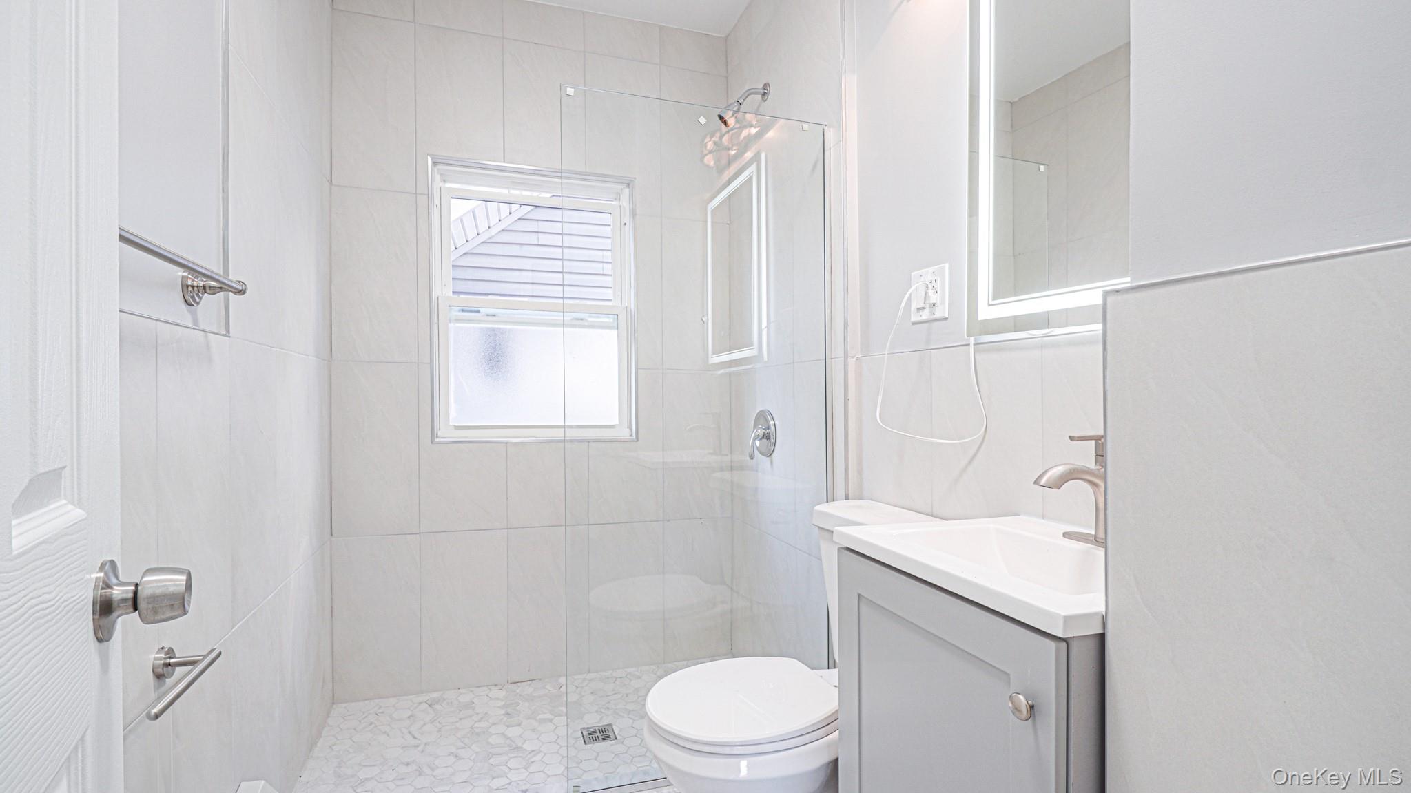 #20 photo, 106-14 217th Street, クイーンズ区 Queens Village , NY 11429