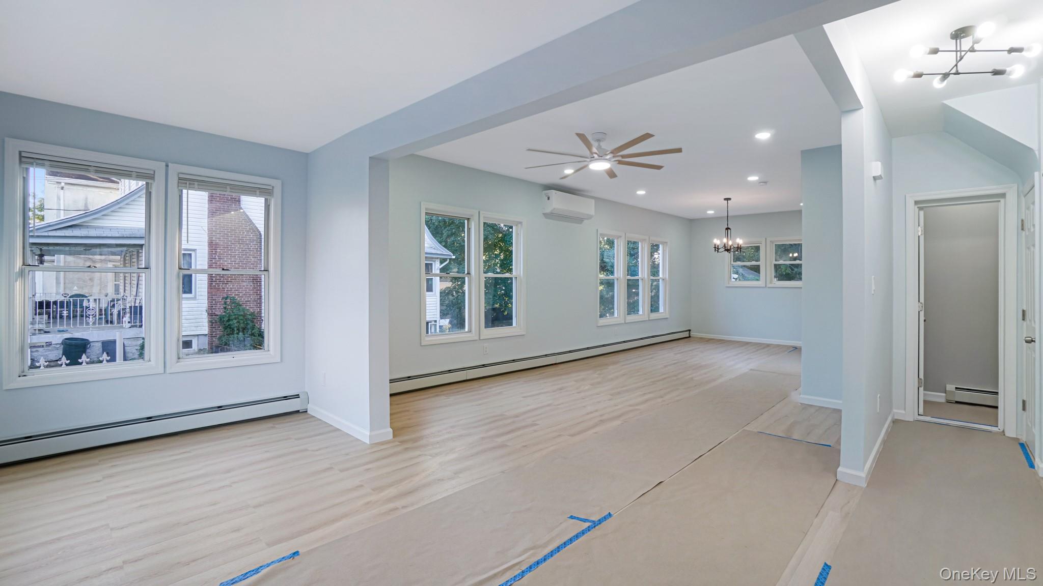 #4 photo, 106-14 217th Street, クイーンズ区 Queens Village , NY 11429