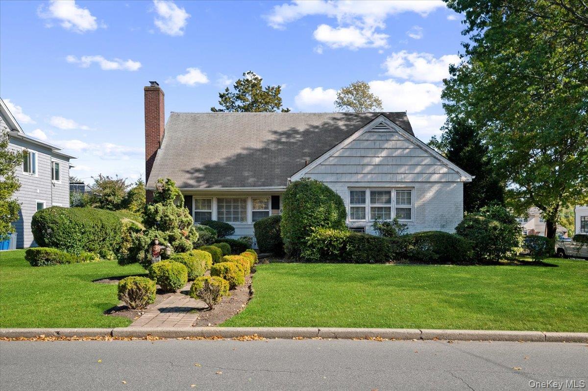 #1 photo, 66 Auerbach Lane, ナッソー郡 Lawrence , NY 11559