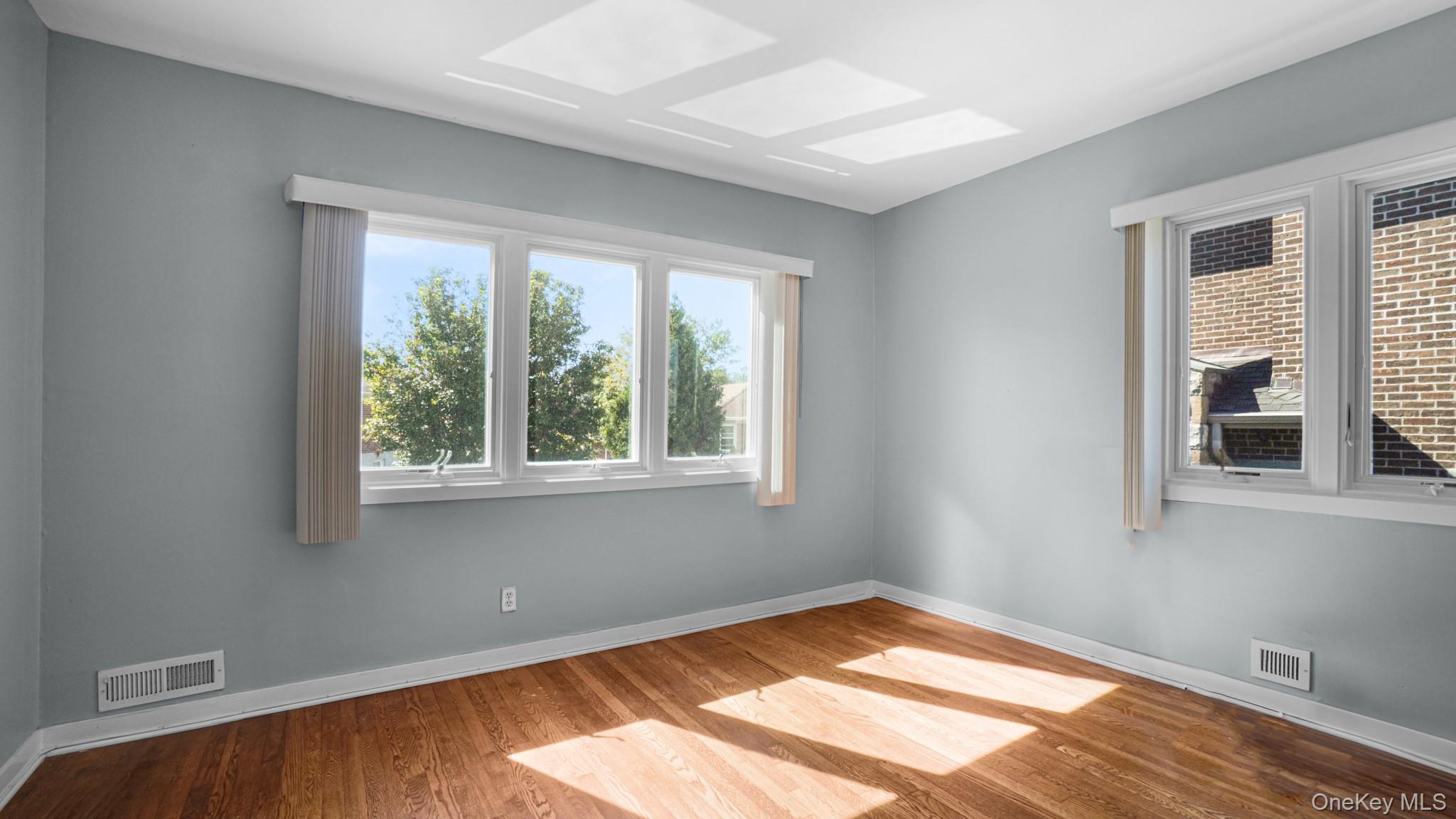 #20 photo, 14962 Powells Cove Boulevard, クイーンズ区 Whitestone , NY 11357