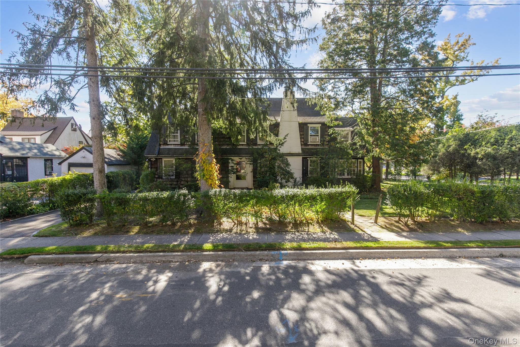 #2 photo, 26 Vista Hill Road, ナッソー郡 Great Neck , NY 11021