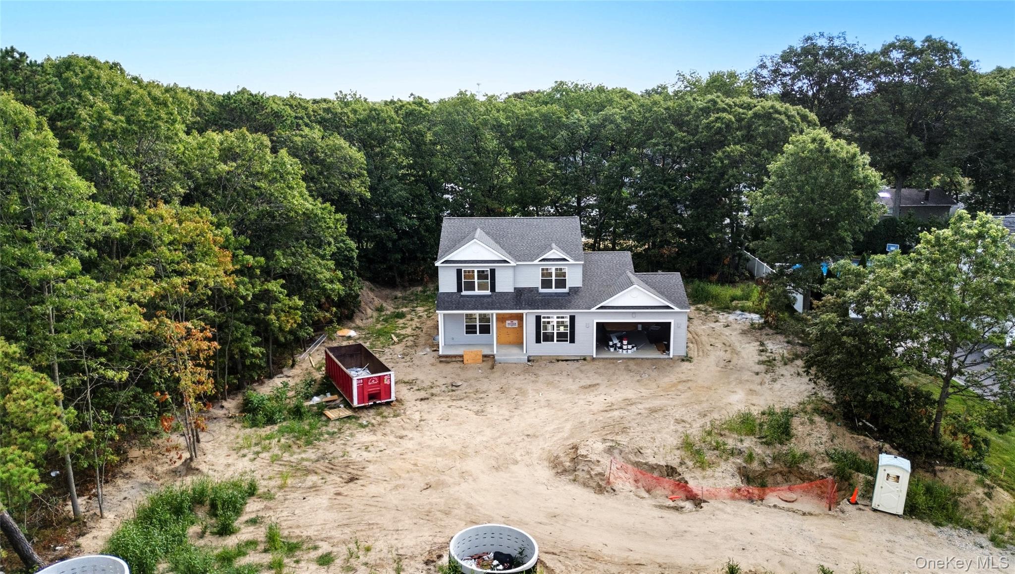 #2 photo, 35 Evergreen Avenue, サフォーク郡 Port Jefferson Station , NY 11776