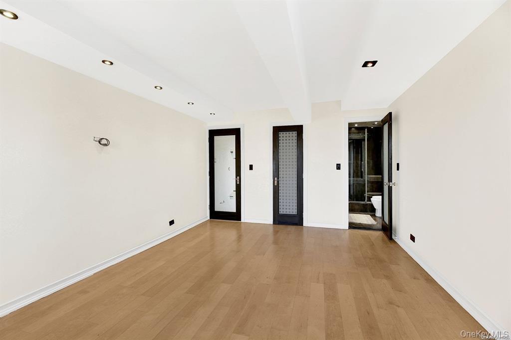 #13 photo, 109-33 71st Road, Forest Hills , NY 11375