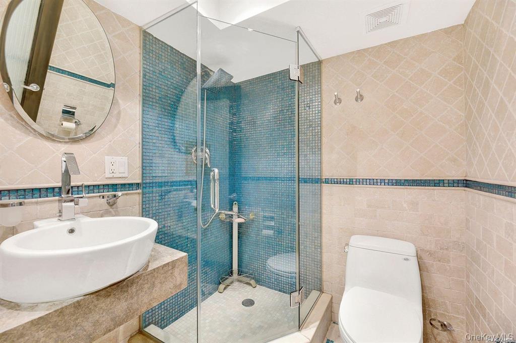 #17 photo, 109-33 71st Road, Forest Hills , NY 11375